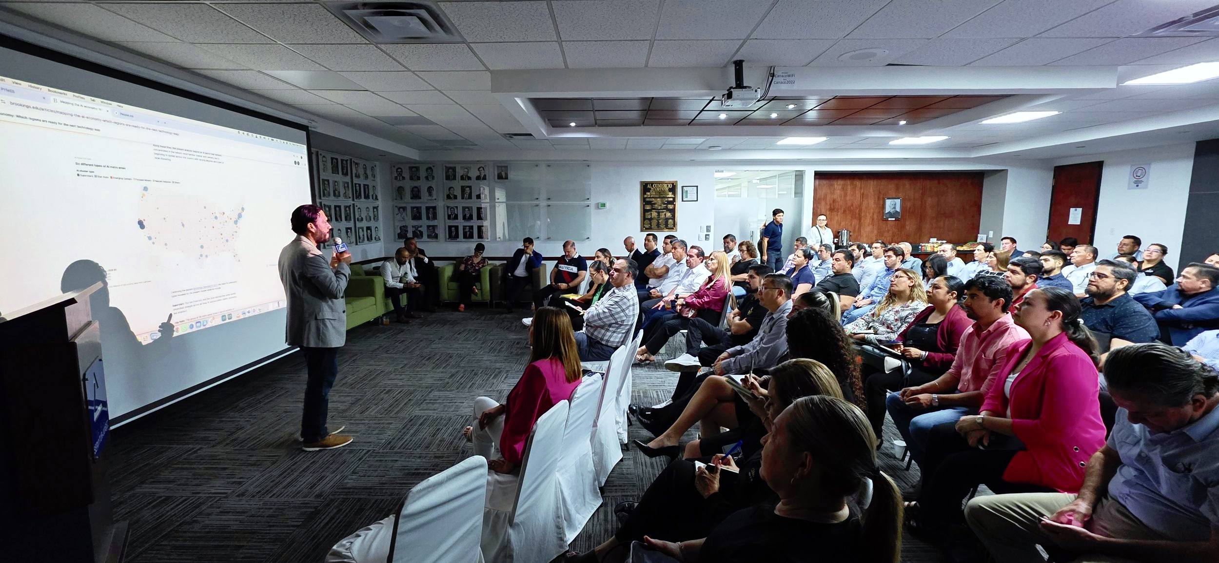 Full audience at the AI Forum for SMEs in CANACO Juarez