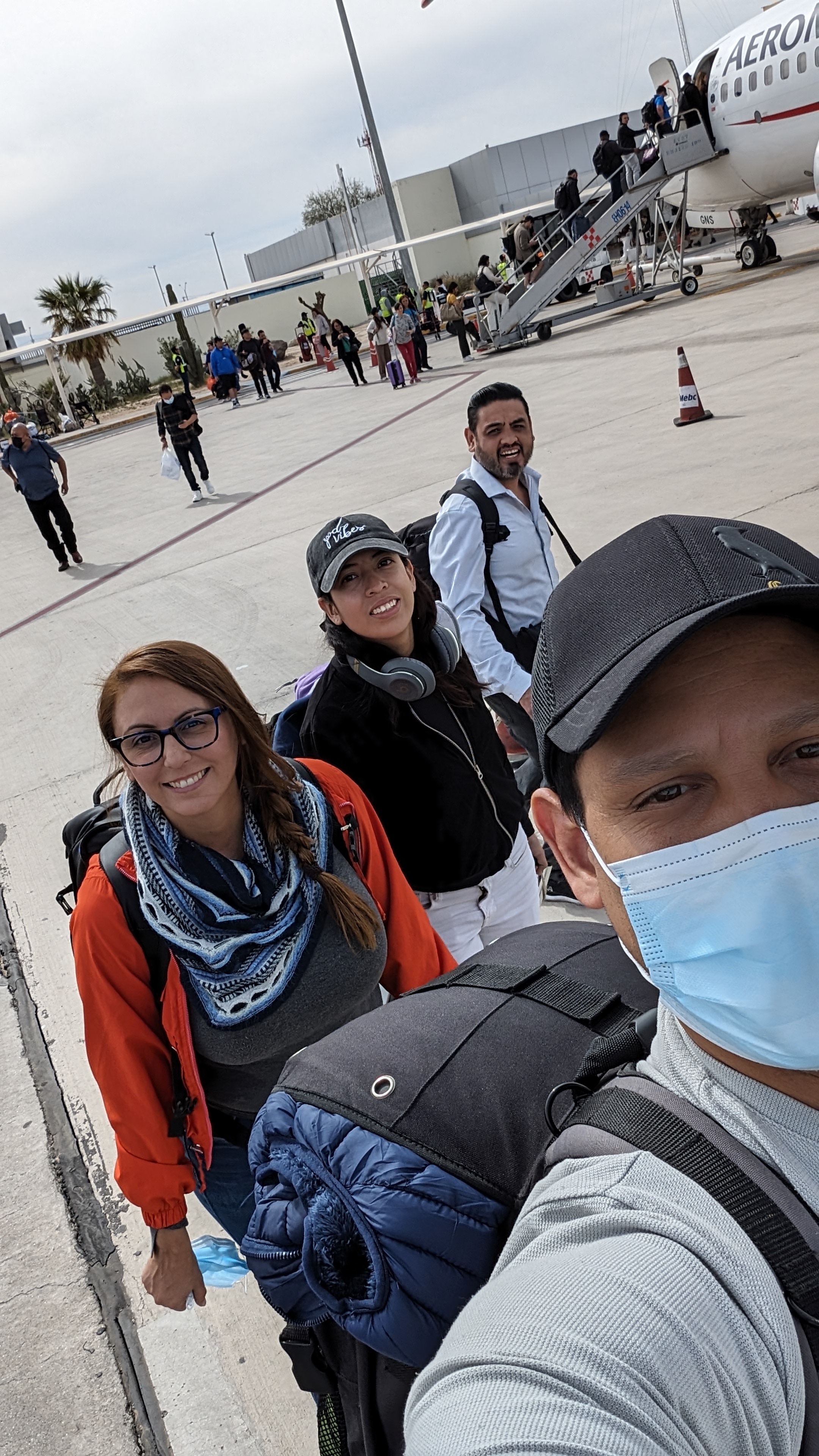 NDA team heading out for the Jarritos documentary field route